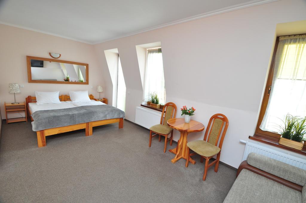 Aparthotel Mikolajki Pokoj fotografie